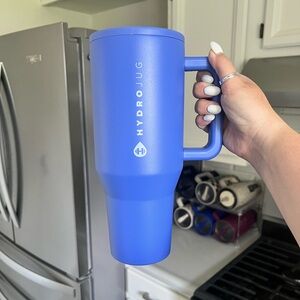HydroJug 40oz in Hyper Blue